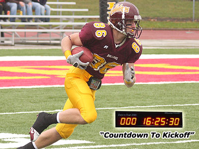 Sophomore Mike Ryan is among the returnees at the receiver position this fall