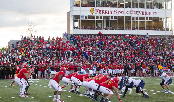 BULLDOG EXTRA: Fans Help Fuel Ferris State Past Northwood In Season Opener