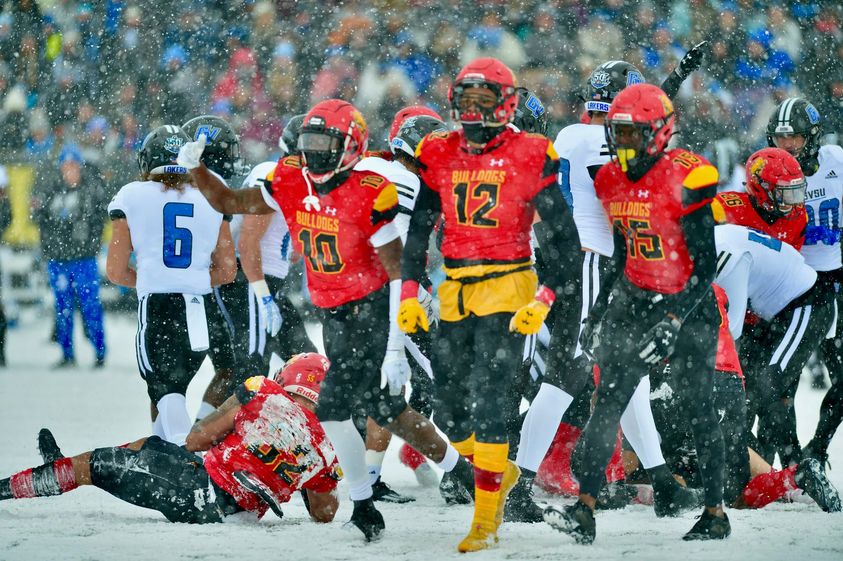 Nation's #1 Bulldogs Dominate Rival GVSU To Advance To National Quarterfinals For Fifth-Straight Year
