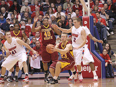 FSU's Jon Yeazel (#23) and the Bulldogs had their season opener pushed back three hours (Photo courtesy Eric Schelkun of Elsestar Images)