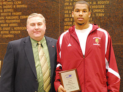 GLIAC Assistant Commissioner Jeff Ligney & the GLIAC Player of the Year Justin Keenan