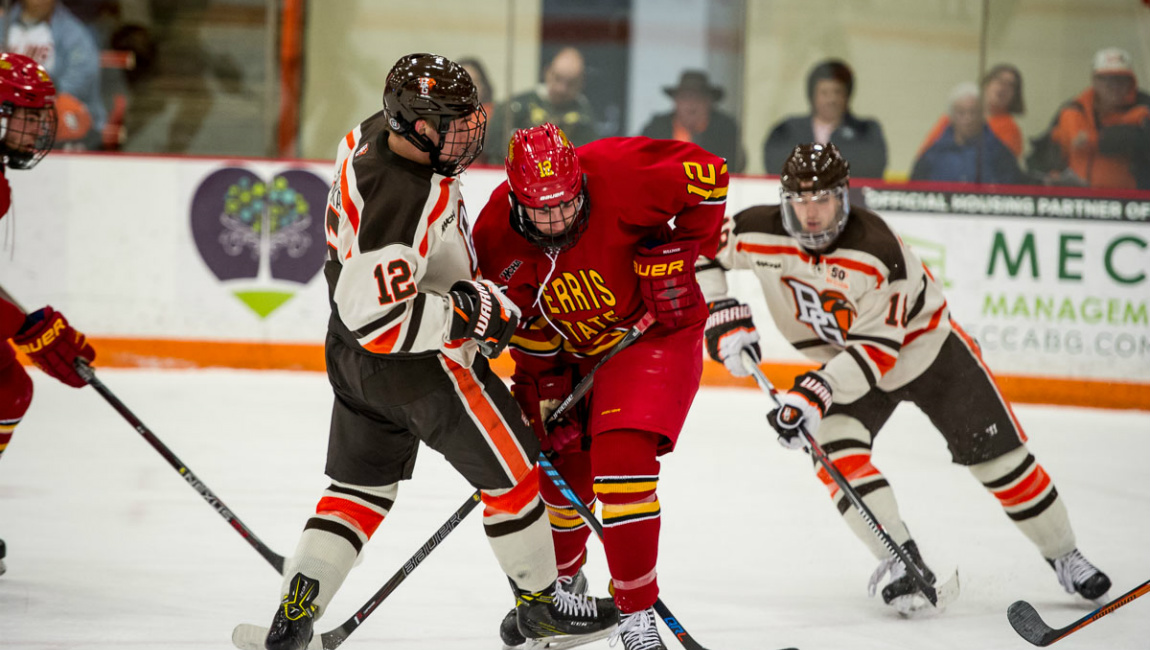 Late Surge By Host Bowling Green Ends Bulldogs' Season In First-Round Playoff Action