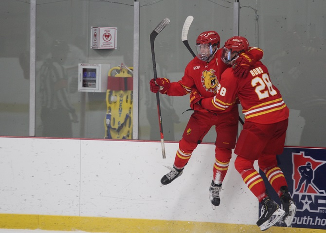 MacDougall, Bulldogs Down Tommies In Overtime