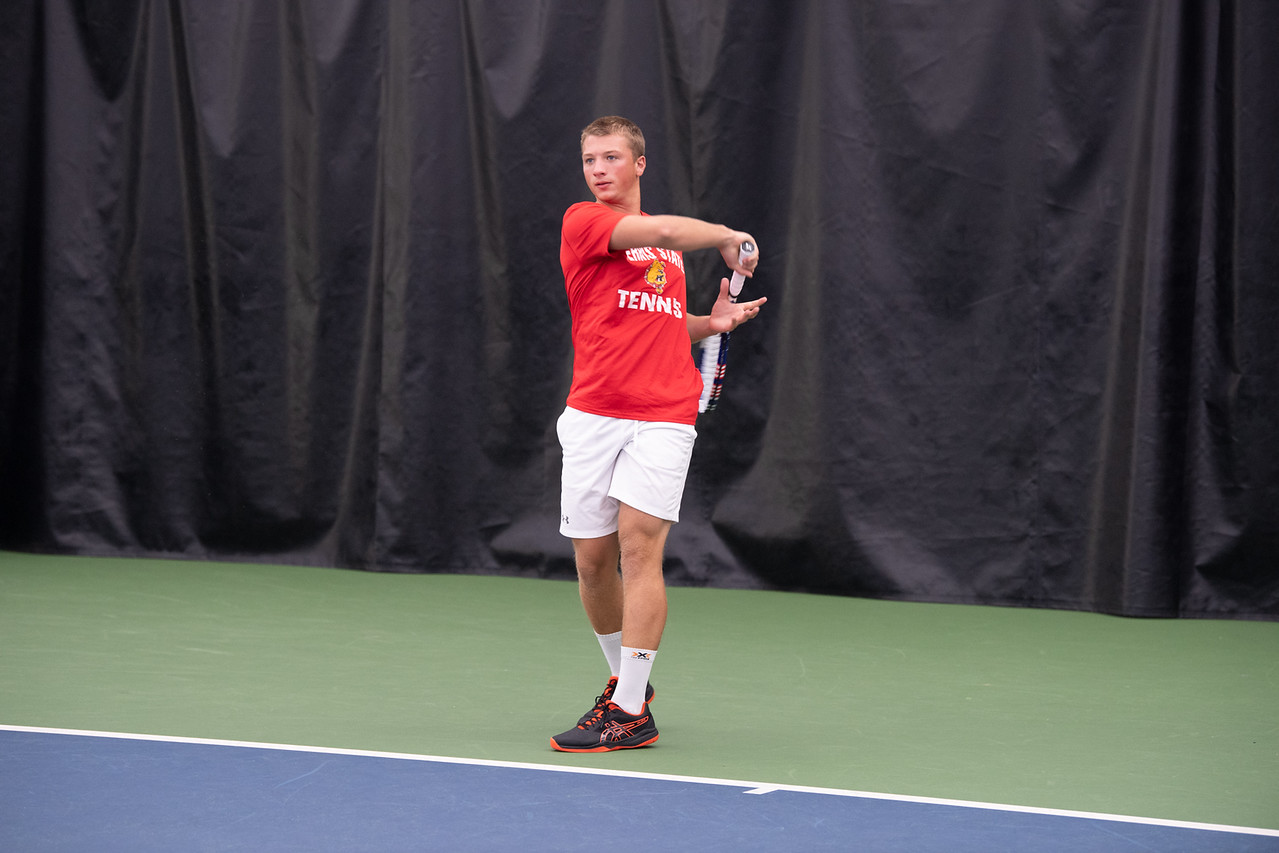 Bulldogs Drop Home Contest To Hillsdale
