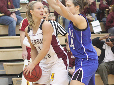 Lindsey Pettit finished with nine points and five assists at Edinboro