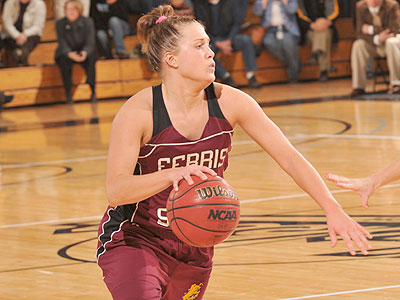 Bulldog senior guard Teghan Thelen