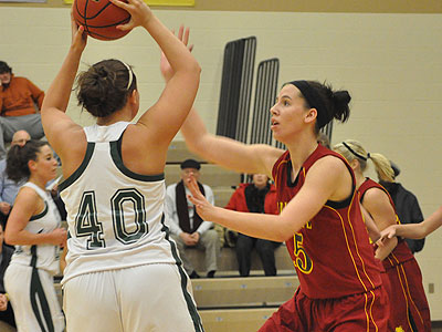 Freshman Nikki Arner pressures the ball at Lake Erie (Photo by Rob Bentley)