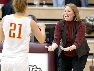 Tracey Dorow Named Head Coach At Valpo