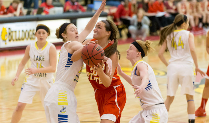 Ferris State's Rachel McInerney Named To All-GLIAC Women's Basketball Team