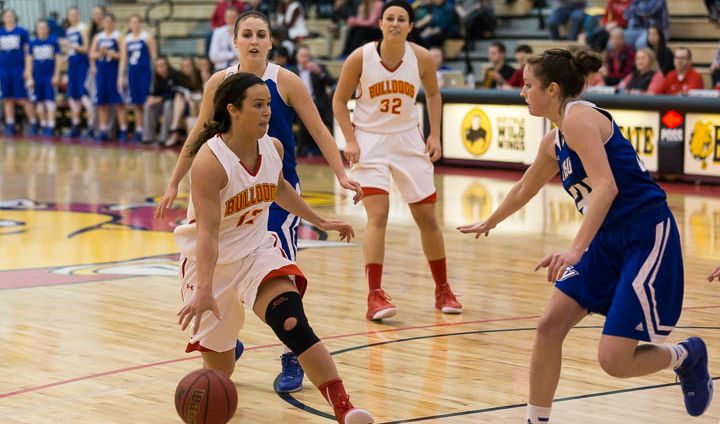 Hot Shooting From Outside Leads GVSU Past FSU In Women's Basketball