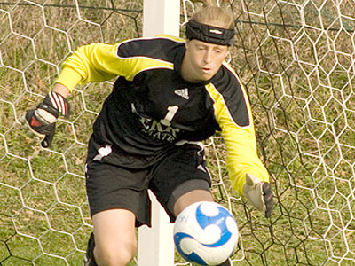 FSU goalkeeper Becci Houdek