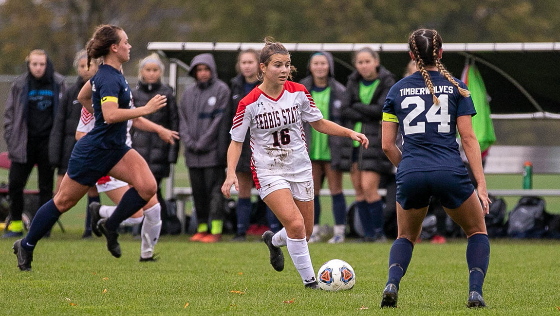 Bulldogs Fall To Northwood At Home