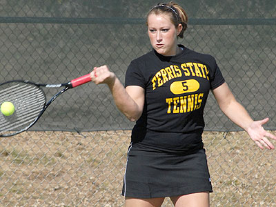Bulldog women's tennis player Tiffany Rheynard