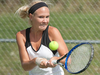 FSU's Melissa Flowers helped the Bulldogs to two more victories