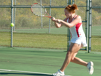 Women's Tennis Drops Road Encounter