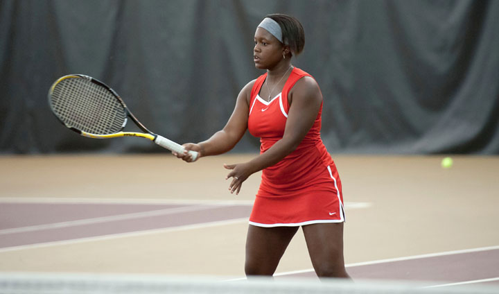 Bulldog Women's Tennis Earns Comeback Home Win