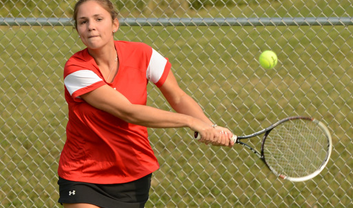 Ferris State Caps Unbeaten Weekend With Road Tennis Victory