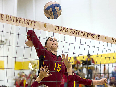 FSU Prevails Over Hillsdale in a 3-0 Decision
