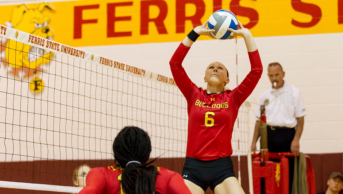 #8 Ferris State Falls Short In Comeback Attempt Versus #21 Winona State