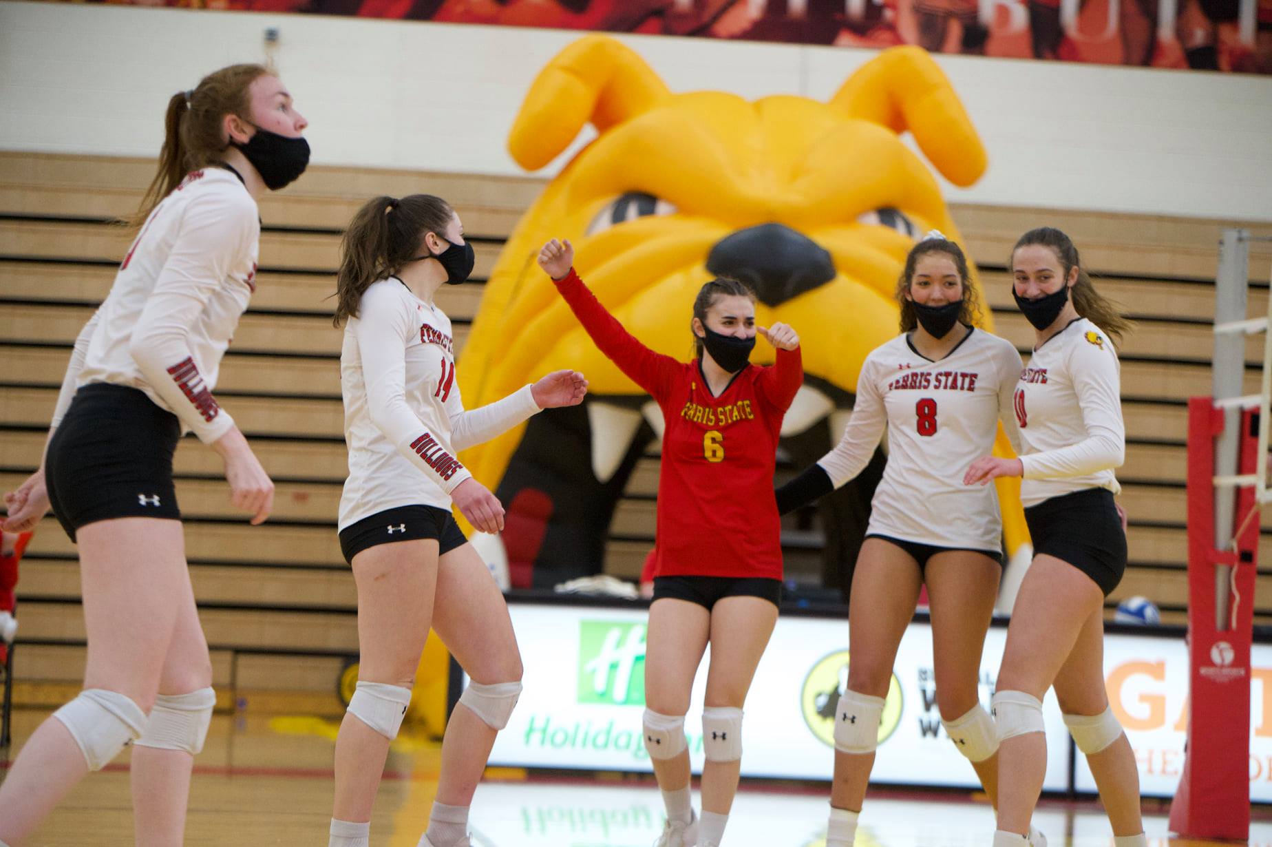 WATCH: Ferris State Volleyball Highlights & Postgame vs SVSU