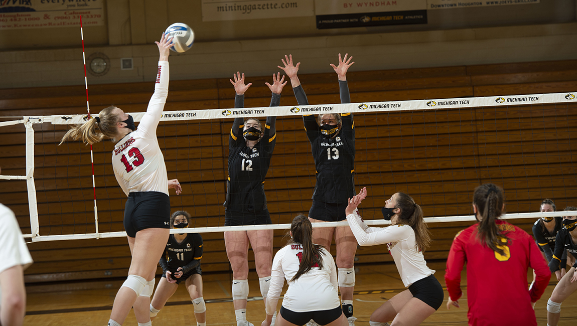 Ferris State Falls To Top-Seeded Michigan Tech In GLIAC Tourney Semifinals